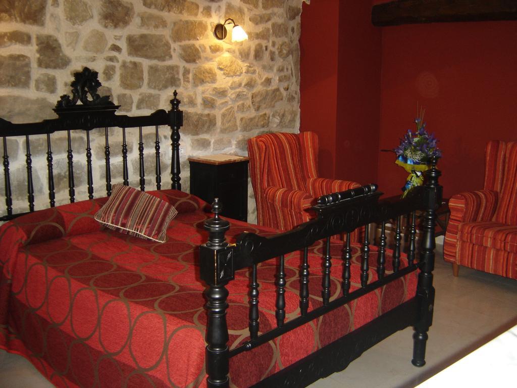 Hostal Casa Laure Y Mª Jose Arens de Lledó Kültér fotó